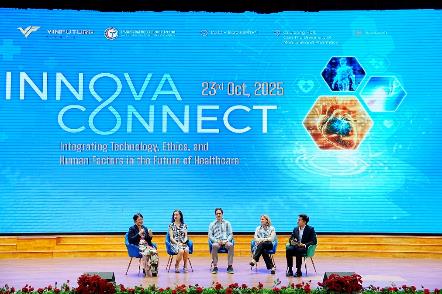 A group of people sitting on a stage AI-generated content may be incorrect.