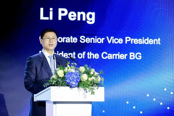 Ông Li Peng, Chủ tịch của Carrier BG, Huawei, có bài phát biểu quan trọng tại diễn đàn